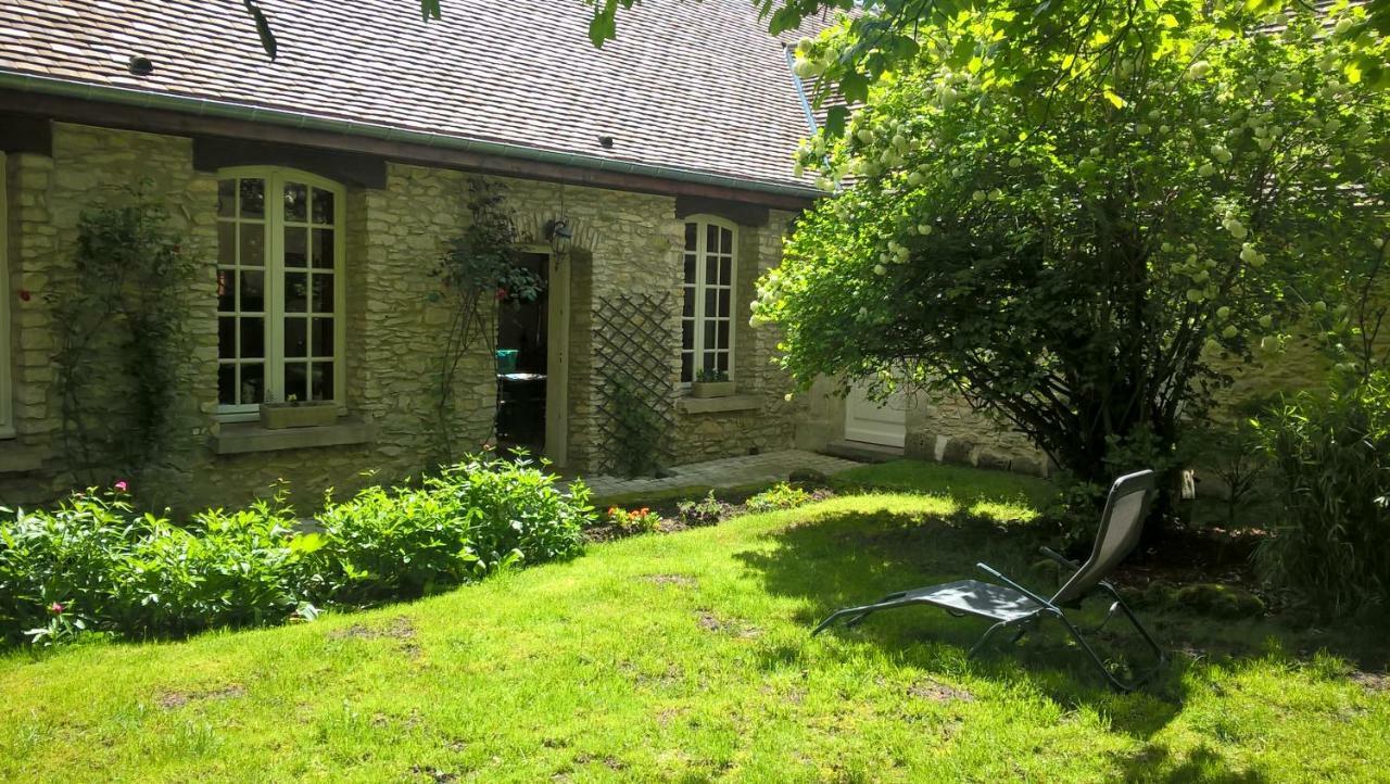 Bed and Breakfast L'Atelier Parnes Exterior foto